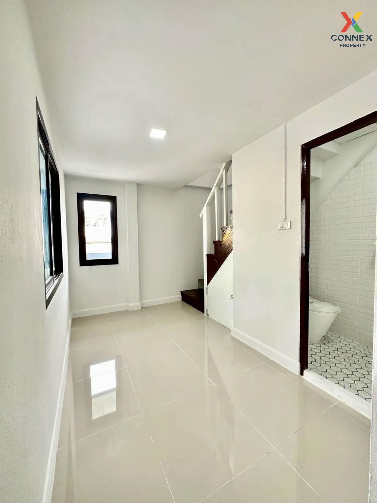 For Sale Townhouse/Townhome  , Baan Romruen Ville , newly renovat