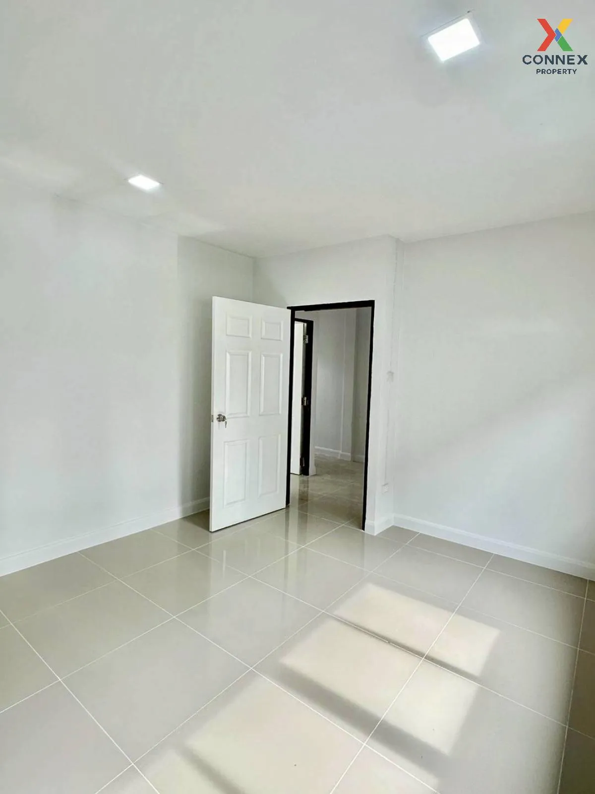 For Sale Townhouse/Townhome  , Baan Romruen Ville , newly renovat