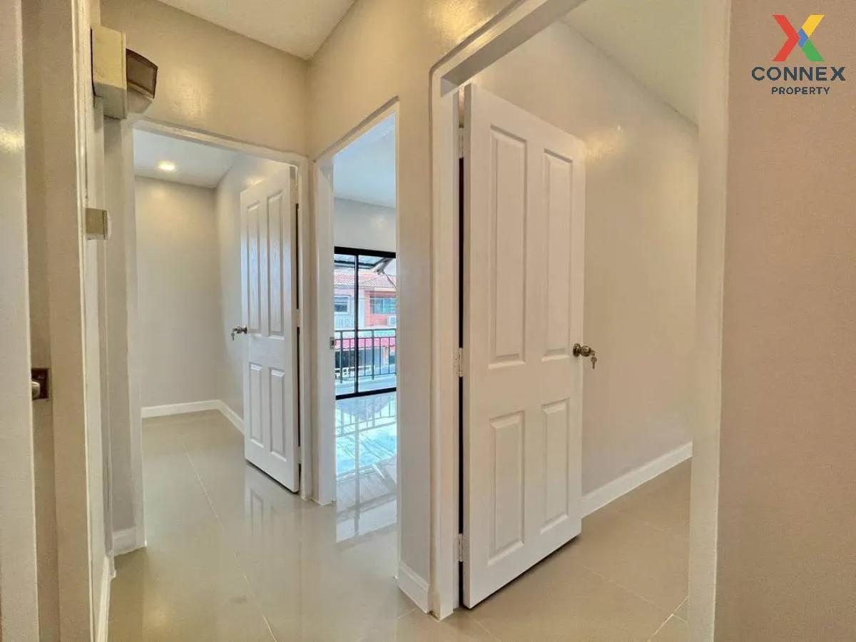 ขายทาวน์เฮ้าส์/ทาวน์โฮม  บ้านพฤกษา 3 บางบัวทอง รีโนเวทใหม่ บางคูร