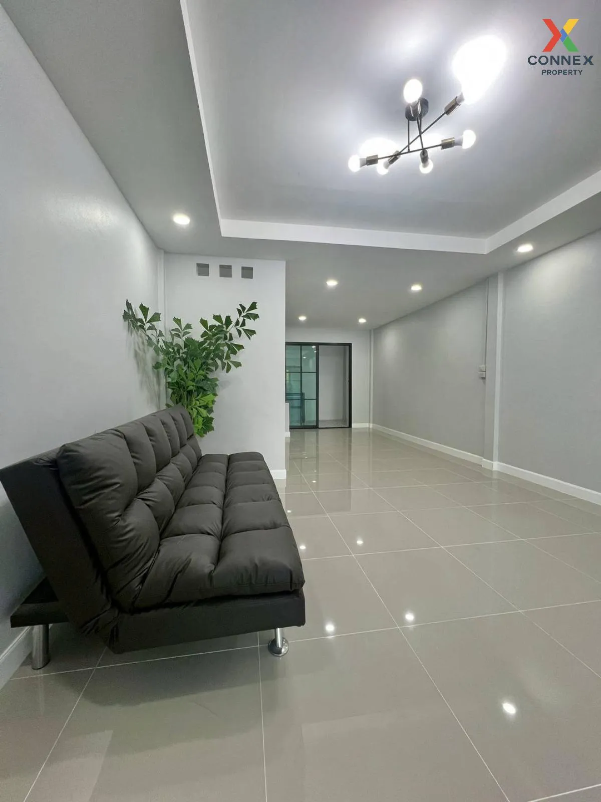 ขายทาวน์เฮ้าส์/ทาวน์โฮม  บ้านบุษกร-รัตติยา รีโนเวทใหม่ MRT-คลองบา 4