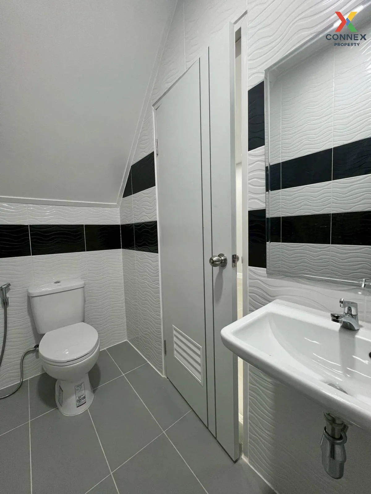 ขายทาวน์เฮ้าส์/ทาวน์โฮม  บ้านบุษกร-รัตติยา รีโนเวทใหม่ MRT-คลองบา