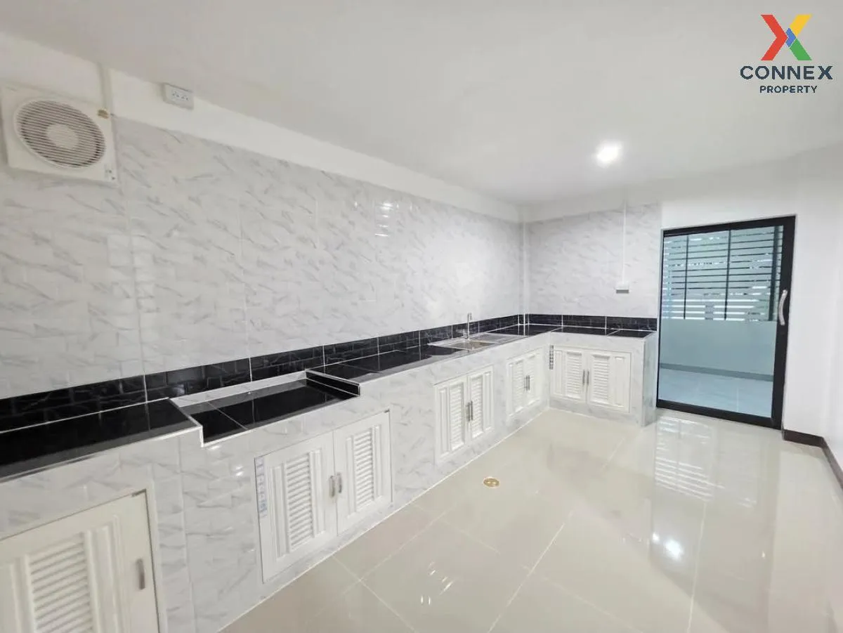 For Sale Suksamran Cool Pracha Uthit​ 90 , wide frontage , Thung 