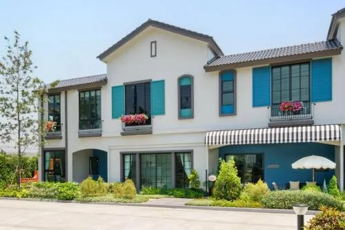 ขายทาวน์เฮ้าส์/ทาวน์โฮม  อณาสิริ ศรีนครินทร์ - แพรกษา BTS-ศรีนครินทร์ บางเมือง เมืองสมุทรปราการ สมุทรปราการ CX-137001