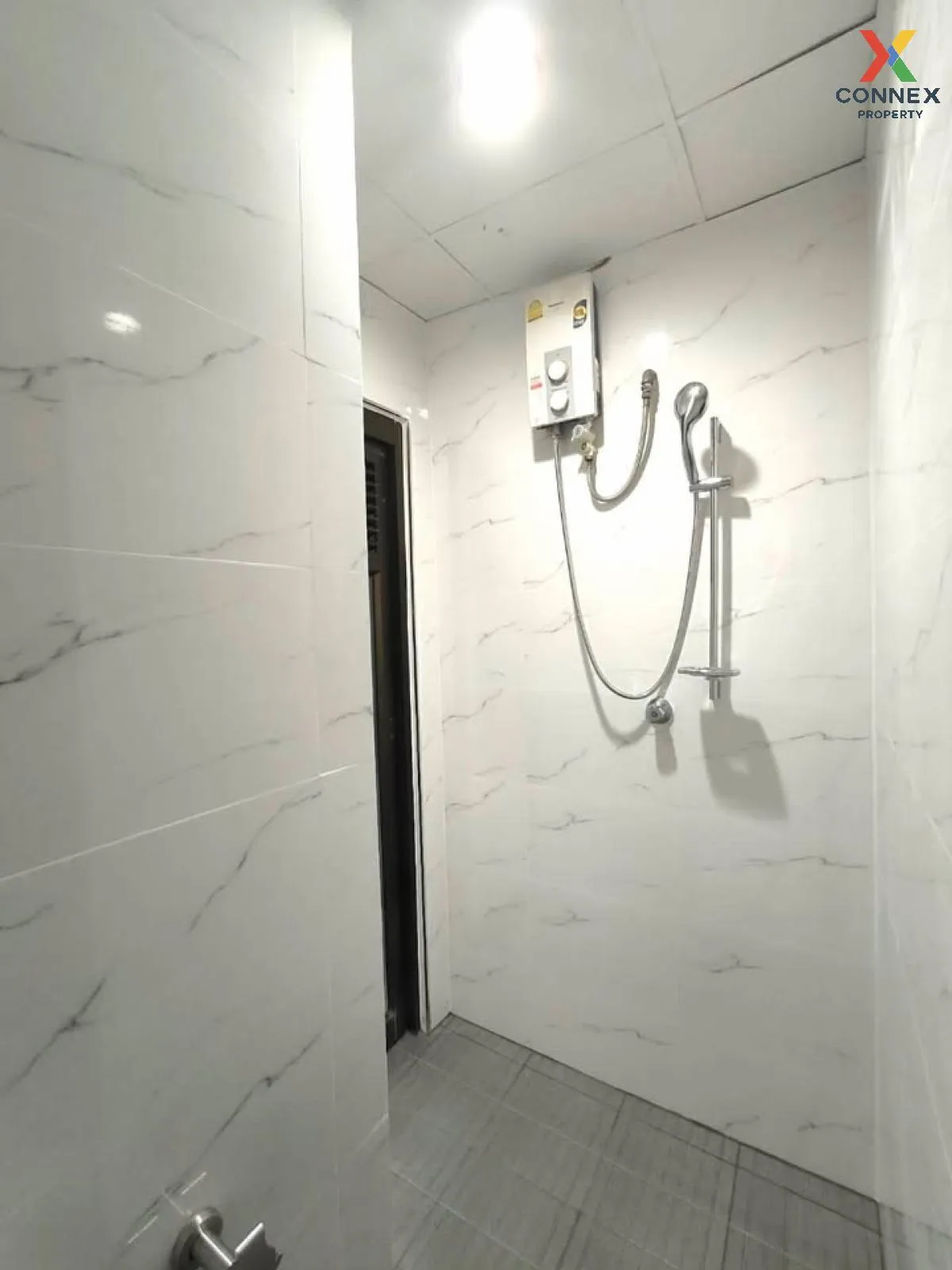 เช่าคอนโด  เดอะ วอเตอร์ฟอร์ด ทองหล่อ 11 BTS-ทองหล่อ คลองตันเหนือ 