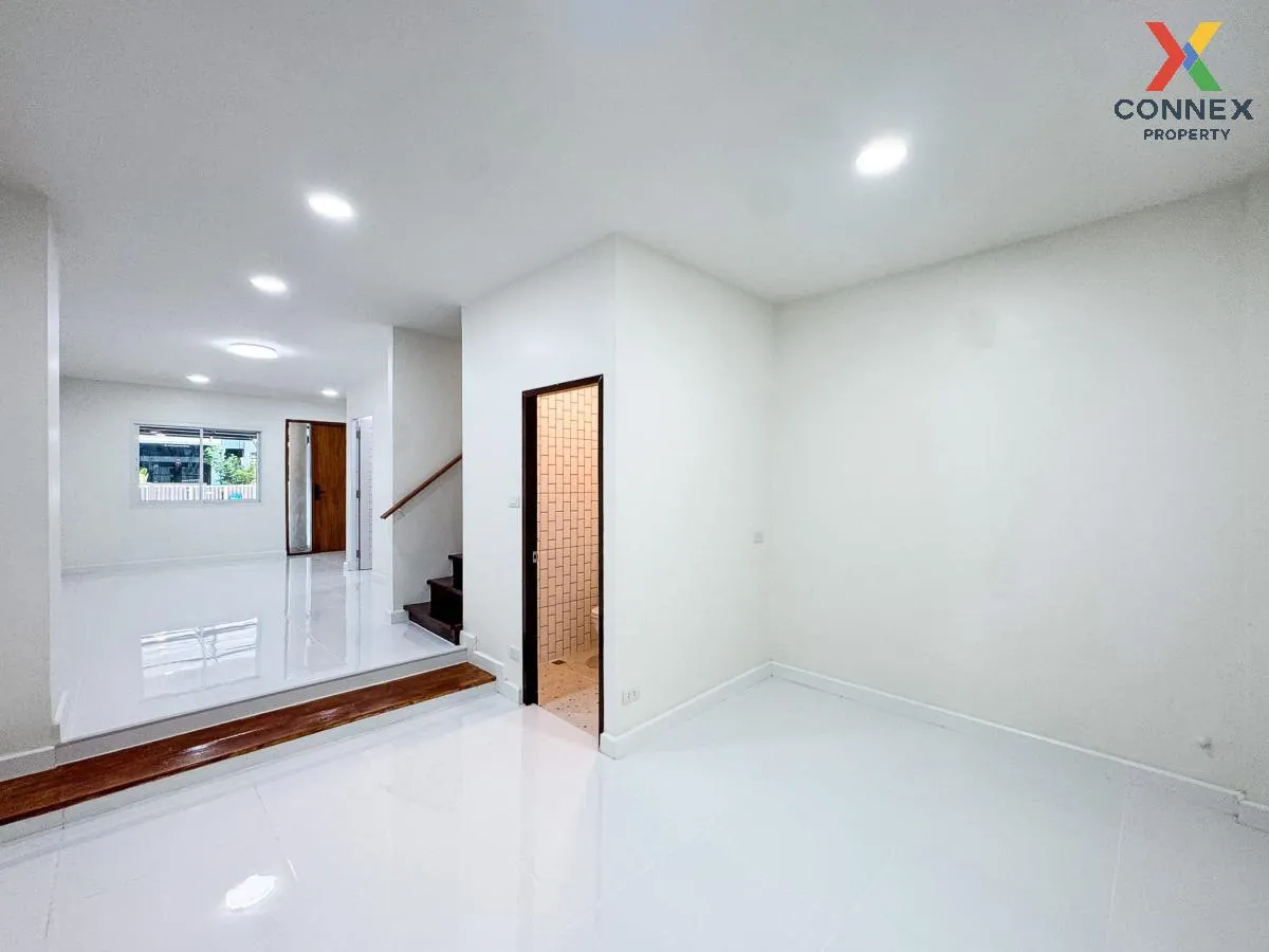 For Sale Townhome Lat Phrao 71, newly renovated, 3.39 million, 90 4