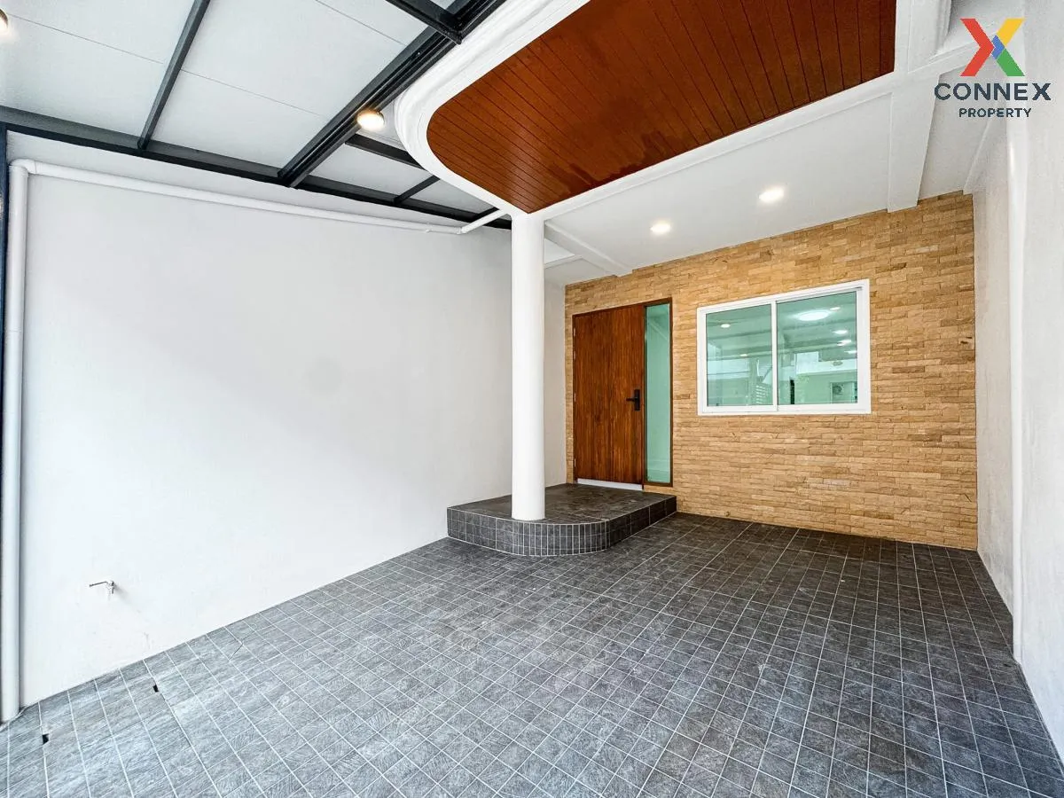 For Sale Townhome Lat Phrao 71, newly renovated, 3.39 million, 90