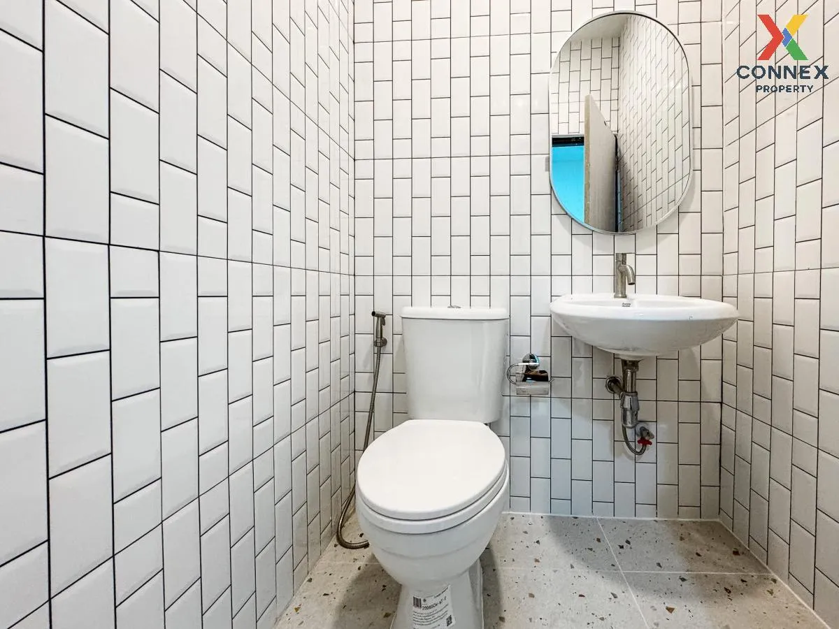 For Sale Townhome Lat Phrao 71, newly renovated, 3.39 million, 90