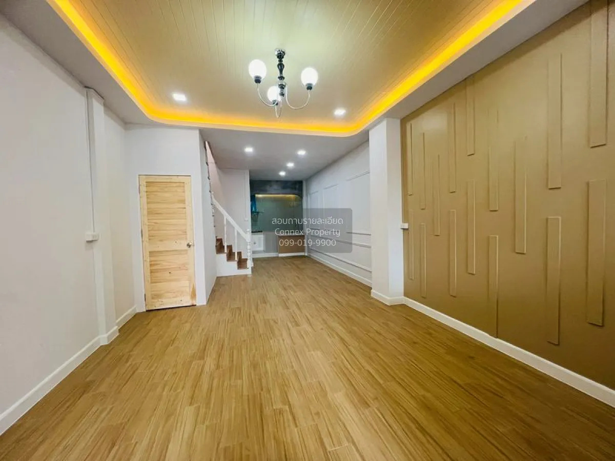 ขายทาวน์เฮ้าส์/ทาวน์โฮม  เพชรไพลิน พระยาสุเรนทร์ 35 รีโนเวทใหม่ บ 4