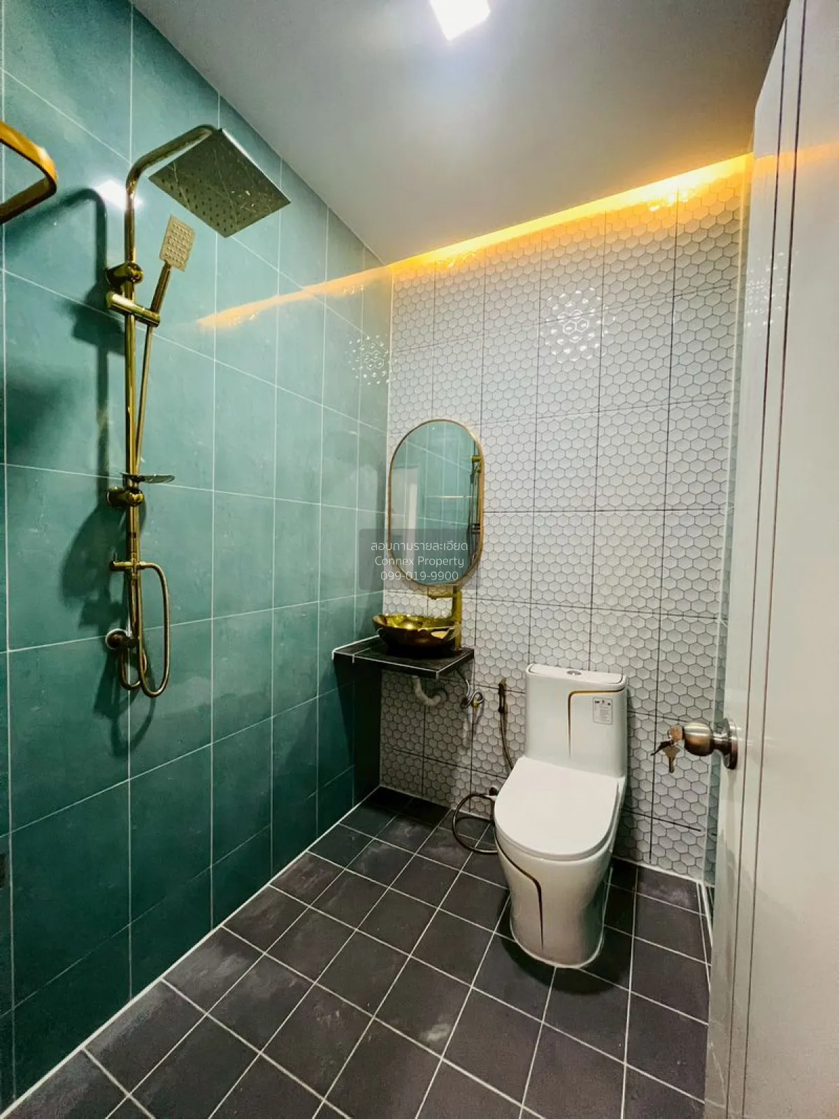 ขายทาวน์เฮ้าส์/ทาวน์โฮม  เพชรไพลิน พระยาสุเรนทร์ 35 รีโนเวทใหม่ บ