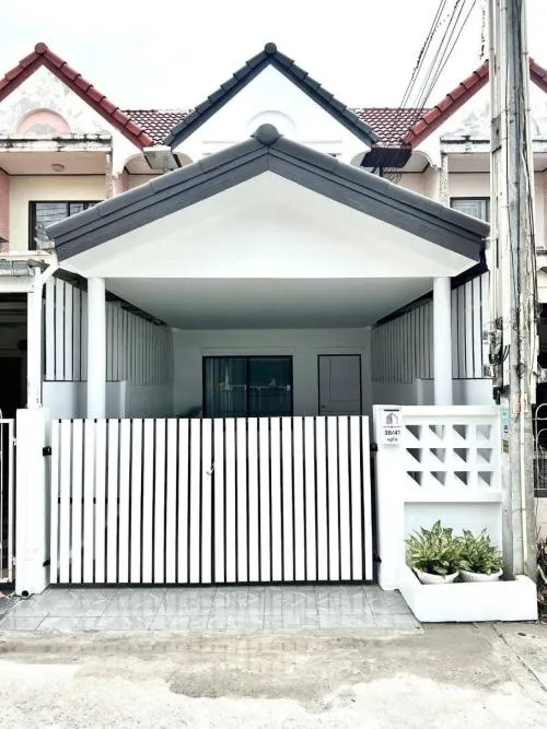 ขายทาวน์เฮ้าส์/ทาวน์โฮม  บ้านงามเจริญ 4 รีโนเวทใหม่ ท่าข้าม เขต บางขุนเทียน กรุงเทพ CX-137071