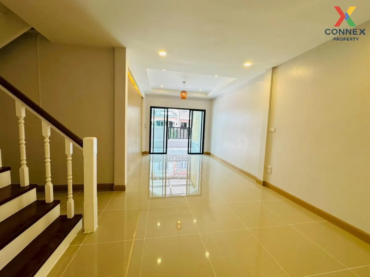 For Sale Townhouse/Townhome  , Ausara Bangbuathong , Bang Bua Tho