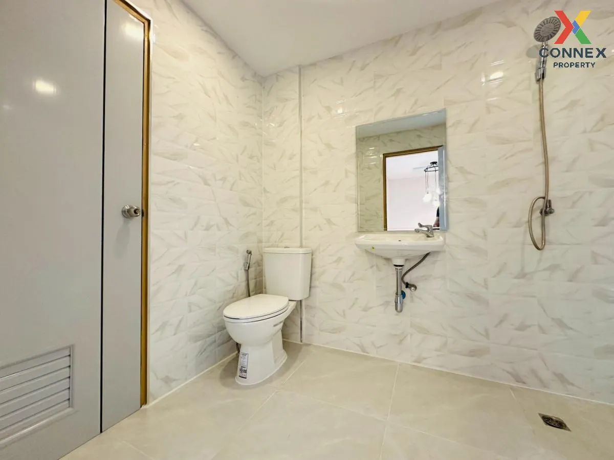 For Sale Townhouse/Townhome  , Ausara Bangbuathong , Bang Bua Tho