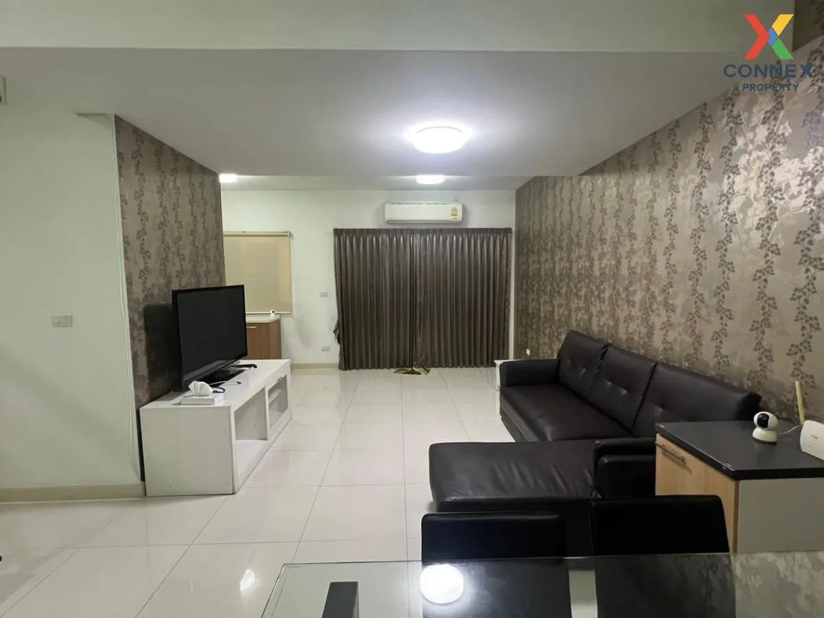 For Sale Townhouse/Townhome  , The Connect 15 Onnut , Prawet , Pr 3