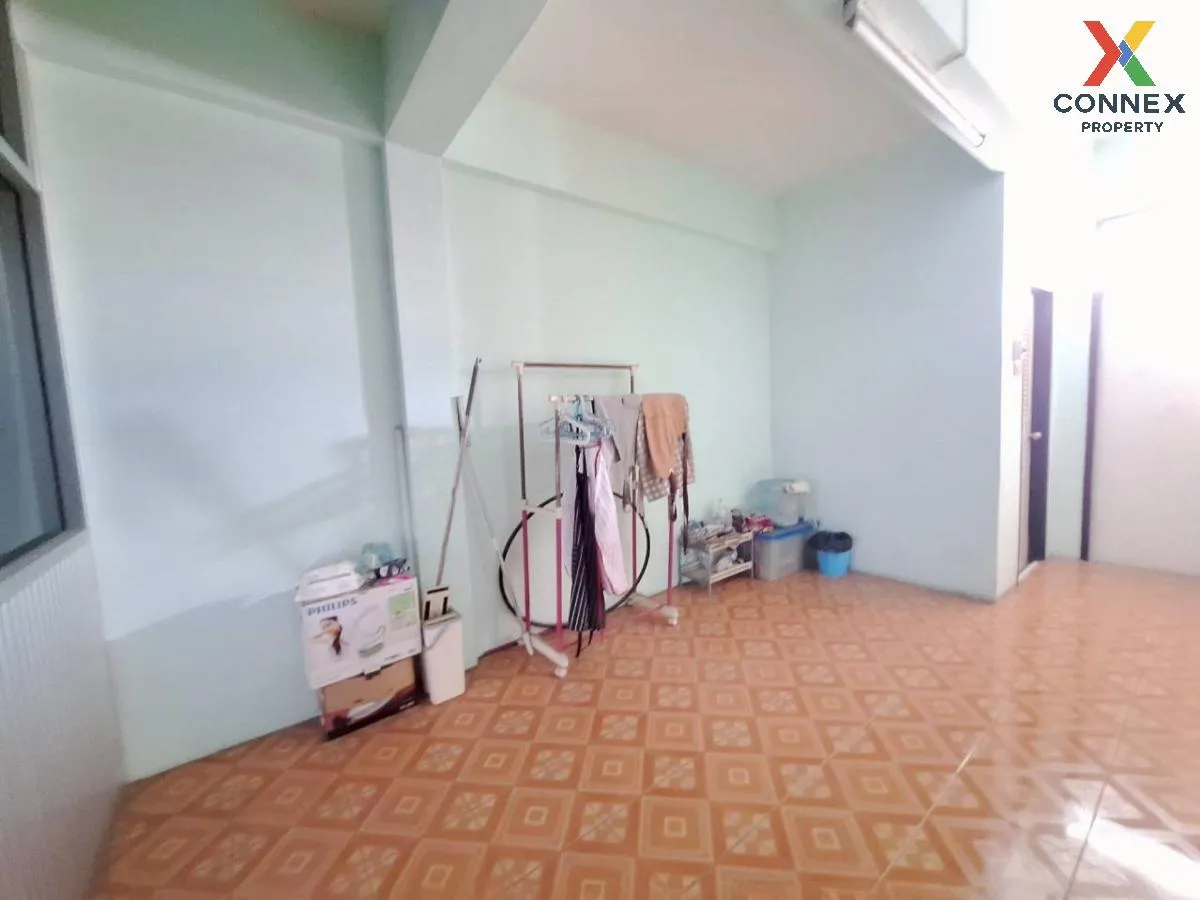 For Sale For Sale Commercial Building  , high floor , Thung Sukhl