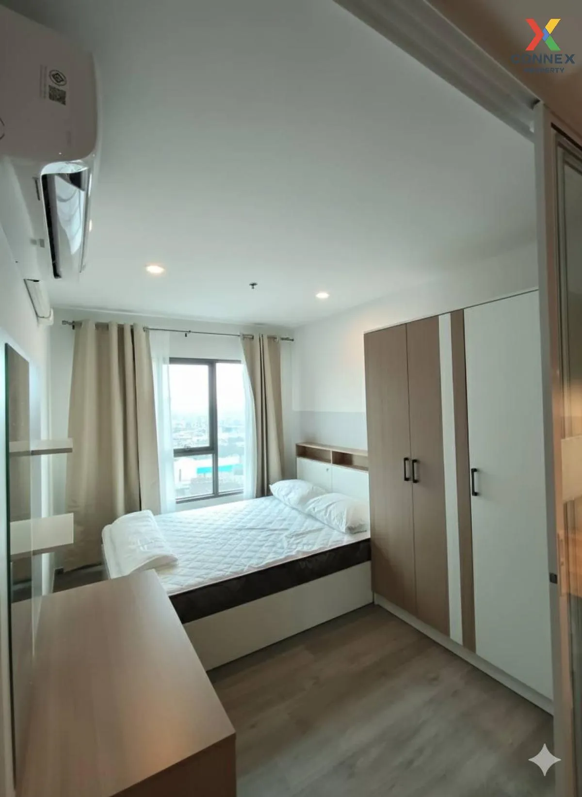 For Rent Condo , Regent Home Wutthakat , nice view , high floor , 4