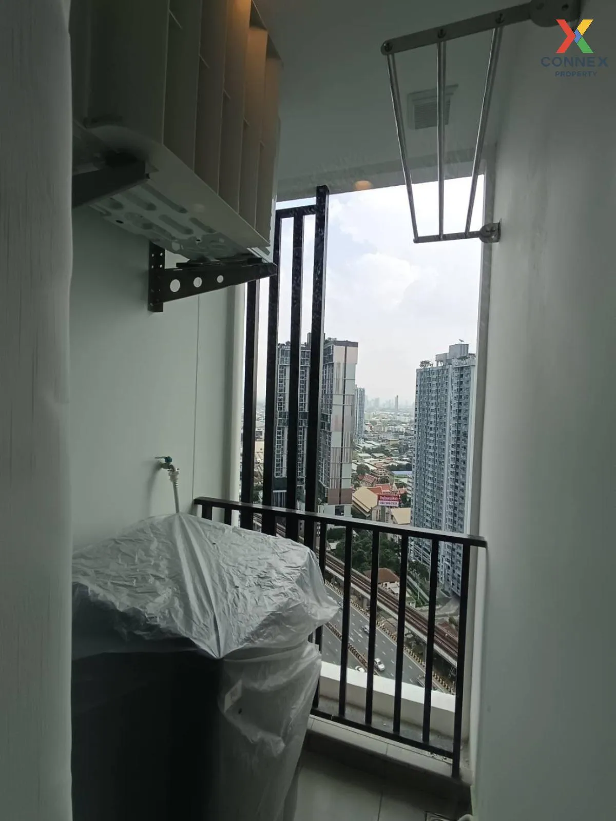 For Rent Condo , Regent Home Wutthakat , nice view , high floor ,