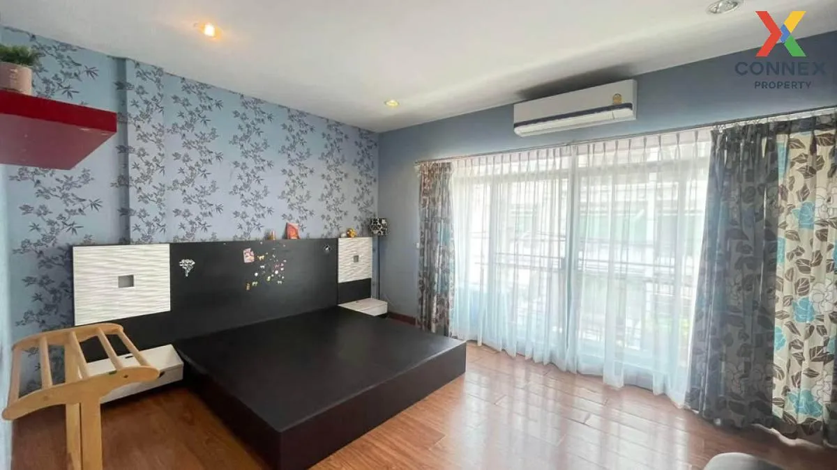 For Sale Townhouse/Townhome  , BAAN KLANG MUANG LADPRAO 71 , Lat  4