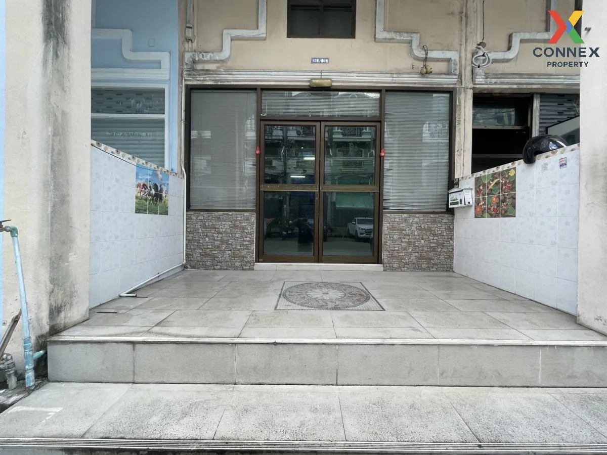 For Sale Townhouse/Townhome  , Baan Rungkit Villa 9 , ARL-Lat Kra 2