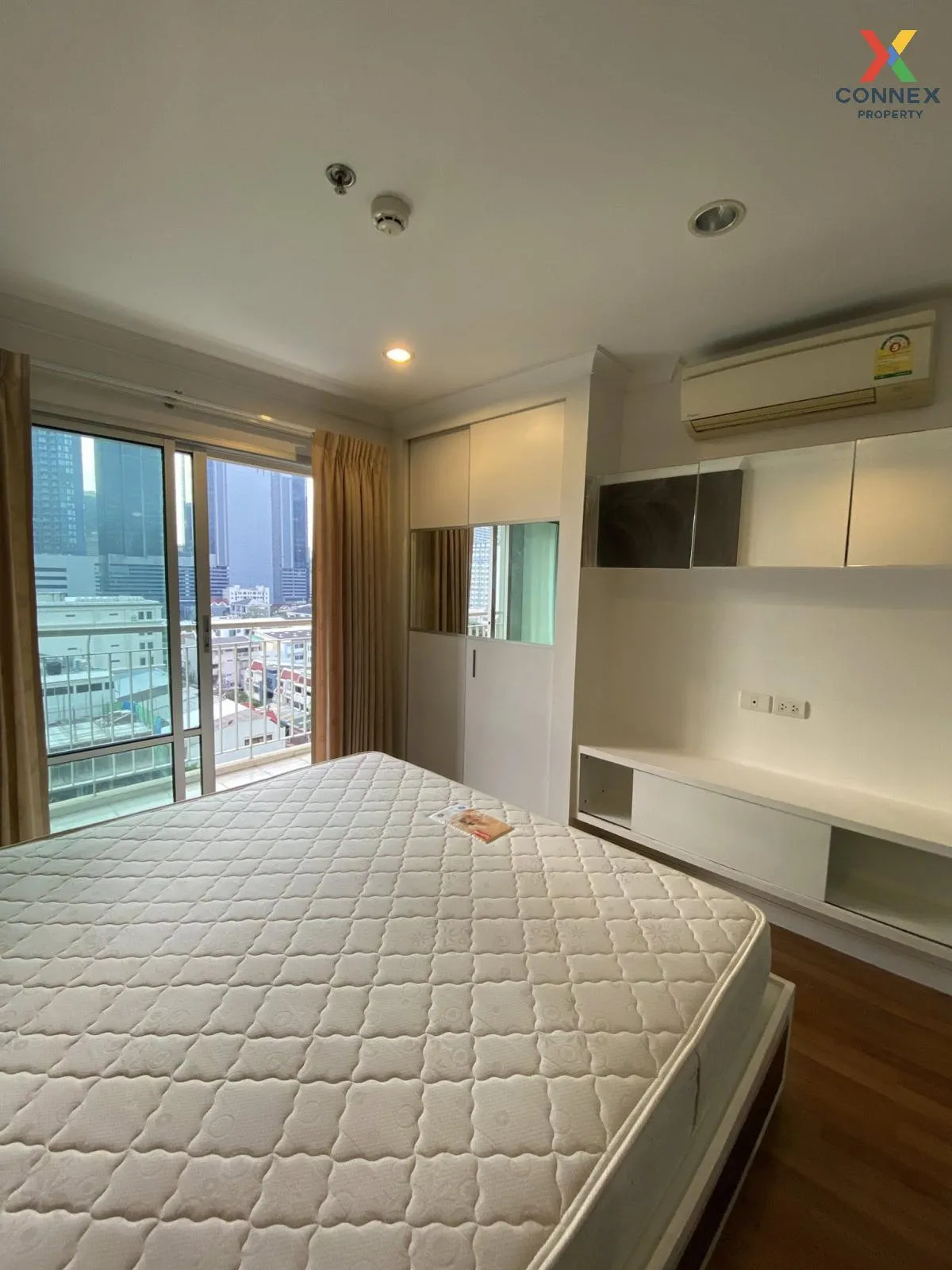 เช่าคอนโด  ลุมพินี เพลส พระราม 9 - รัชดา MRT-พระราม 9 ห้วยขวาง เข