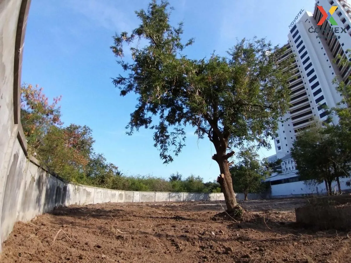 Land for sale, 354 sq. wah, near Cha-am Beach, Phetchaburi, CX-13