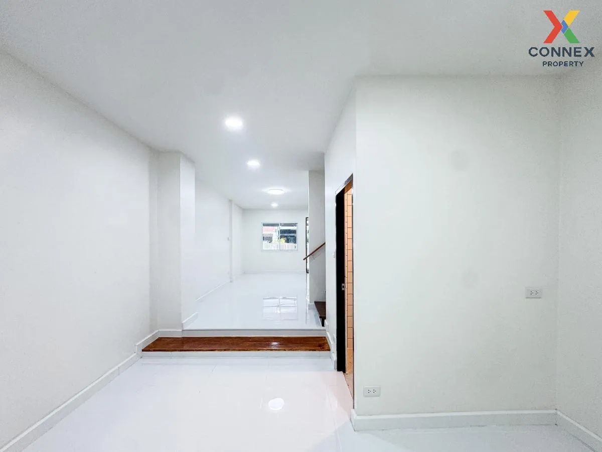For Sale Townhouse/Townhome  , Baan 84 Mansion , MRT-Ladprao 71 ,