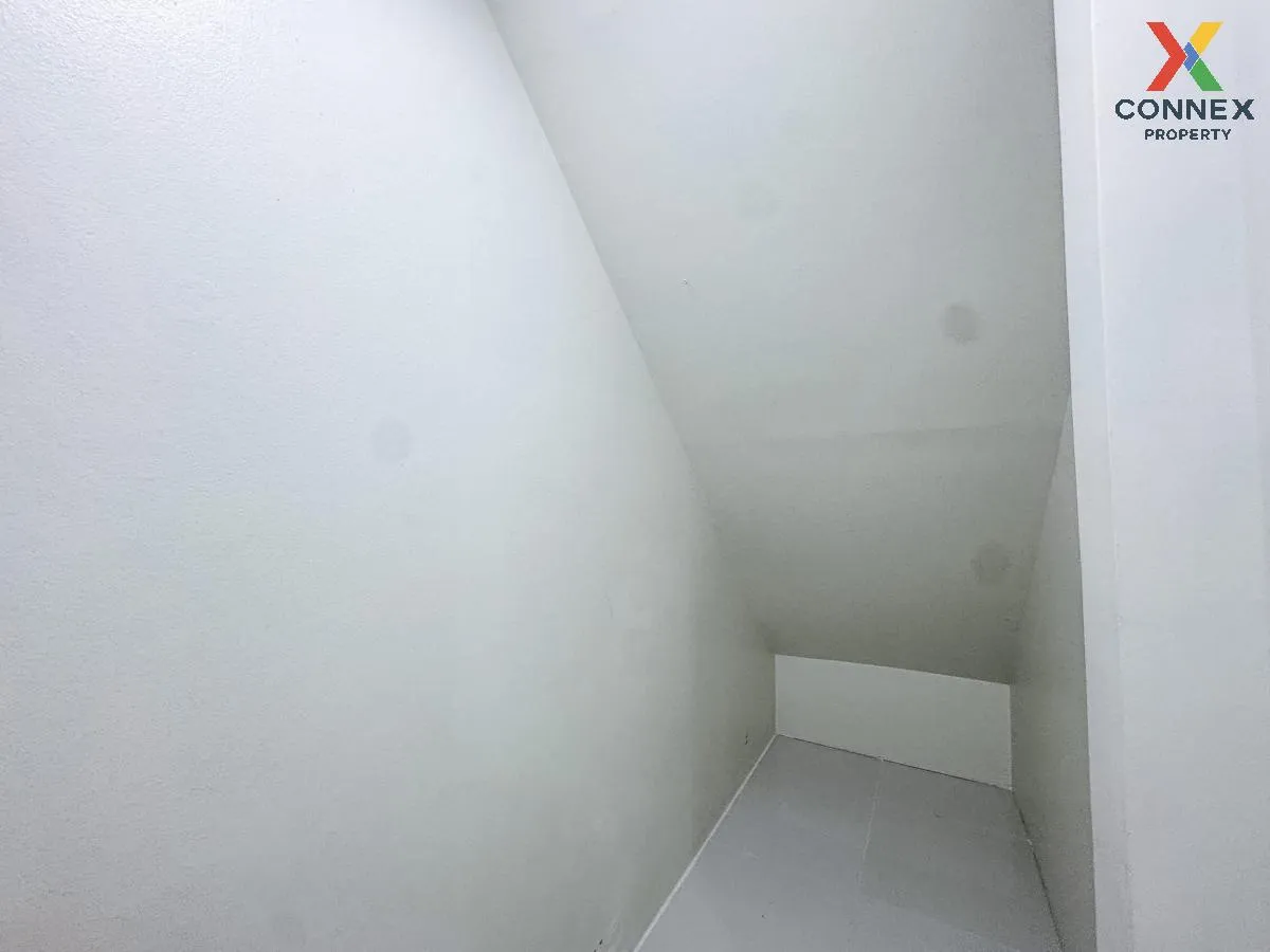 For Sale Townhouse/Townhome  , Baan 84 Mansion , MRT-Ladprao 71 ,