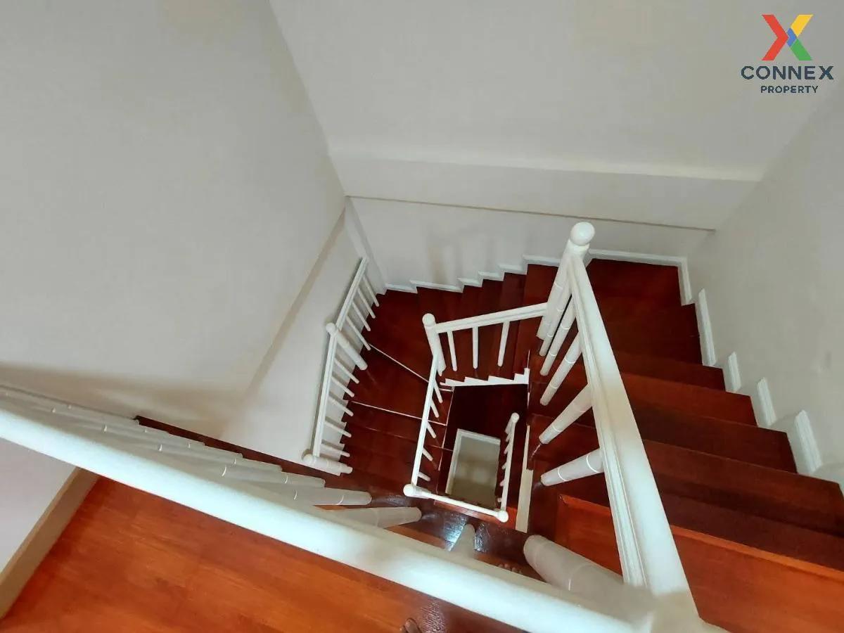 For Sale Townhouse/Townhome  , The Balcony Home , newly renovated