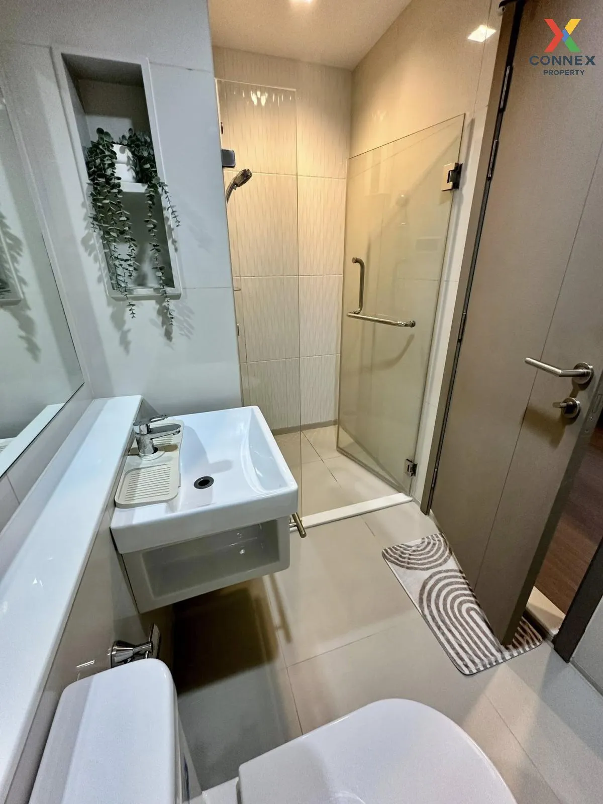 เช่าคอนโด  ไลฟ์ อโศก - พระรามเก้า MRT-พระราม 9 มักกะสัน เขต ราชเท