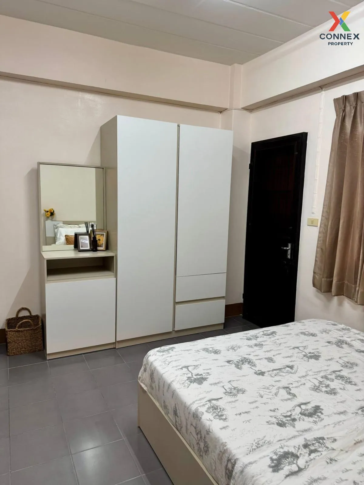 ขาย บ้าน 3 ชั้น มีดาดฟ้า ซ.จรัญสนิทวงศ์ 45 แยก 3 แขวงอรุณอมรินทร์