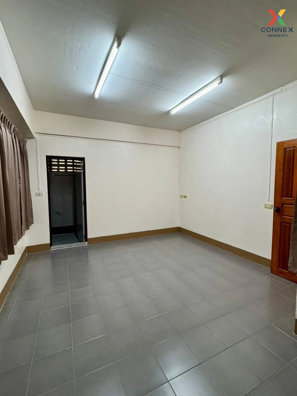 ขาย บ้าน 3 ชั้น มีดาดฟ้า ซ.จรัญสนิทวงศ์ 45 แยก 3 แขวงอรุณอมรินทร์