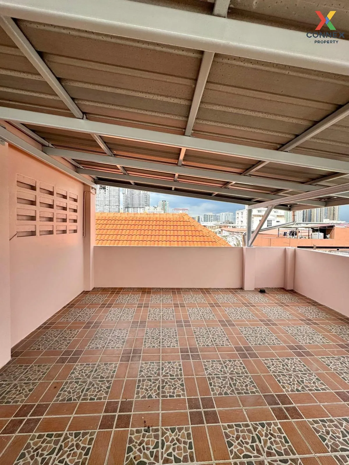 ขาย บ้าน 3 ชั้น มีดาดฟ้า ซ.จรัญสนิทวงศ์ 45 แยก 3 แขวงอรุณอมรินทร์