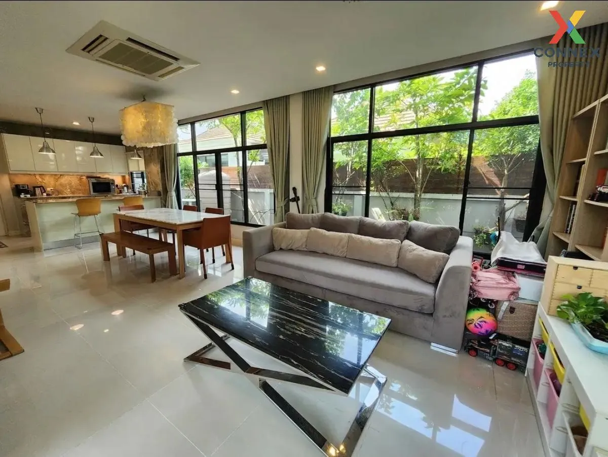 For Sale House , URBAN SATHORN , wide frontage , Bang Waek , Phas