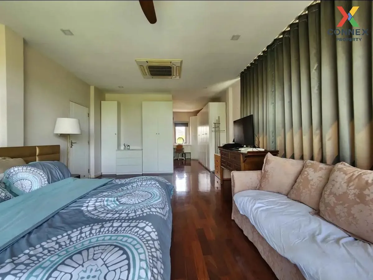 For Sale House , URBAN SATHORN , wide frontage , Bang Waek , Phas