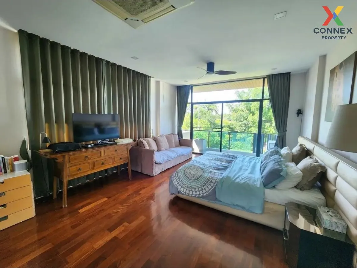 For Sale House , URBAN SATHORN , wide frontage , Bang Waek , Phas