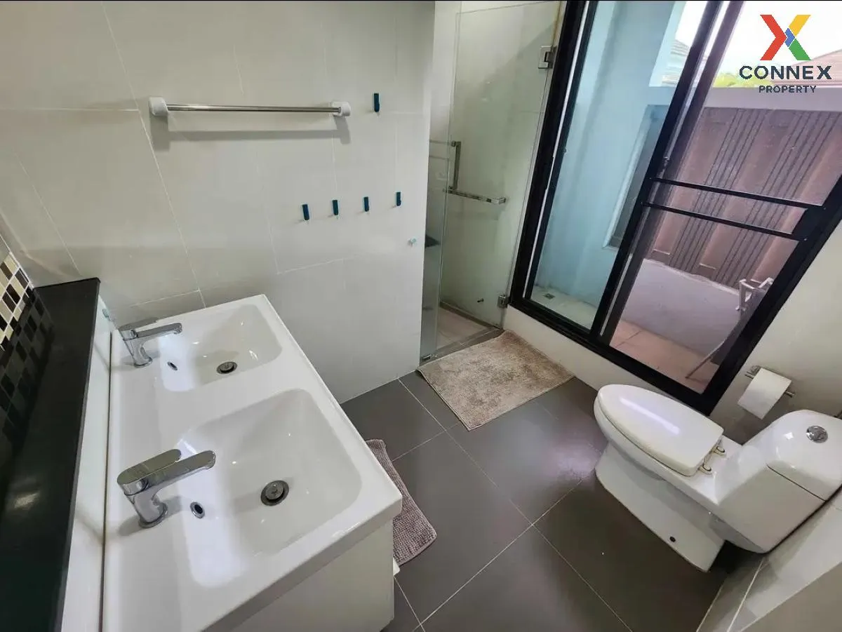 For Sale House , URBAN SATHORN , wide frontage , Bang Waek , Phas