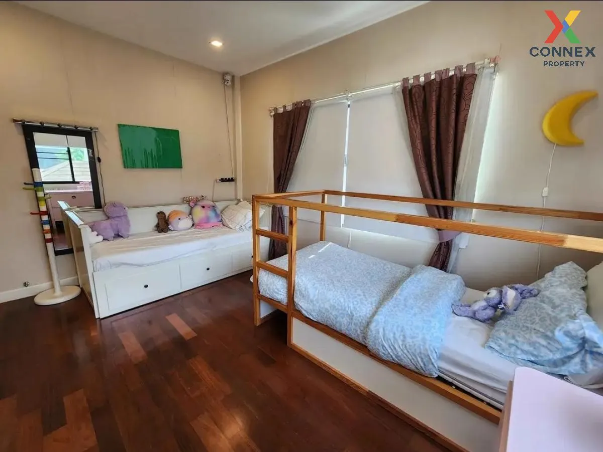 For Sale House , URBAN SATHORN , wide frontage , Bang Waek , Phas