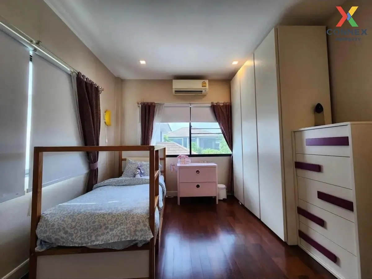 For Sale House , URBAN SATHORN , wide frontage , Bang Waek , Phas