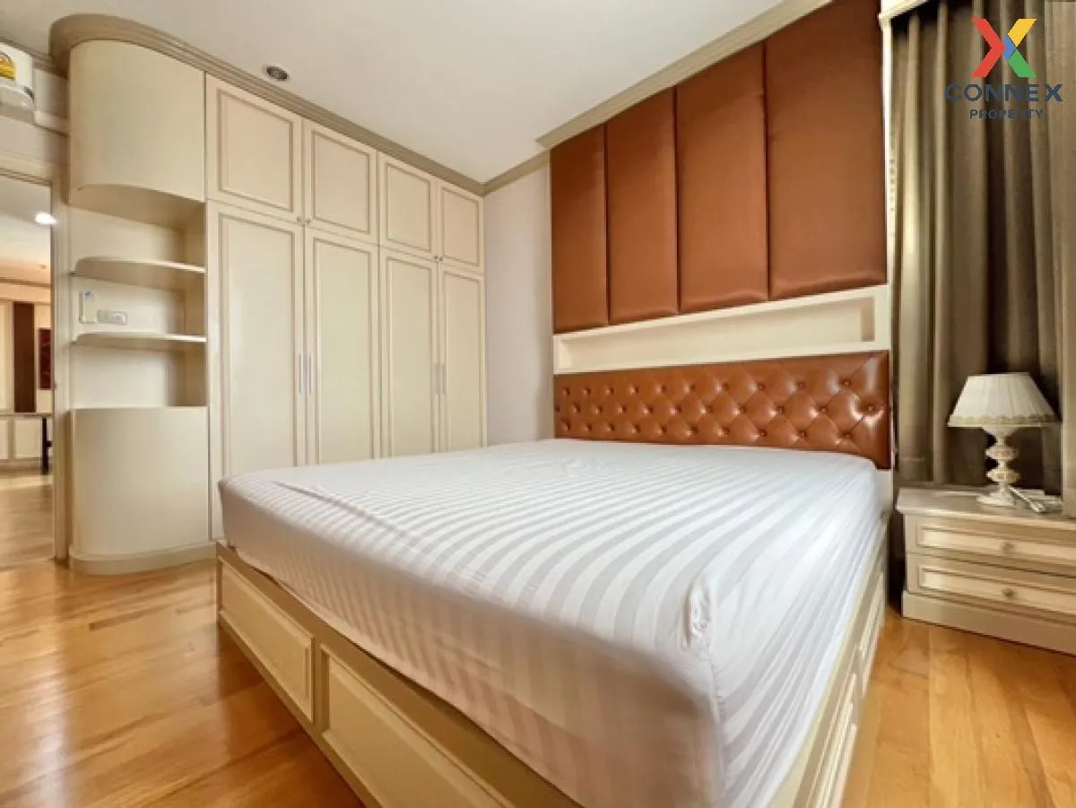For Sale Condo , Villa Sathorn , nice view , corner unit , BTS-Kr 2