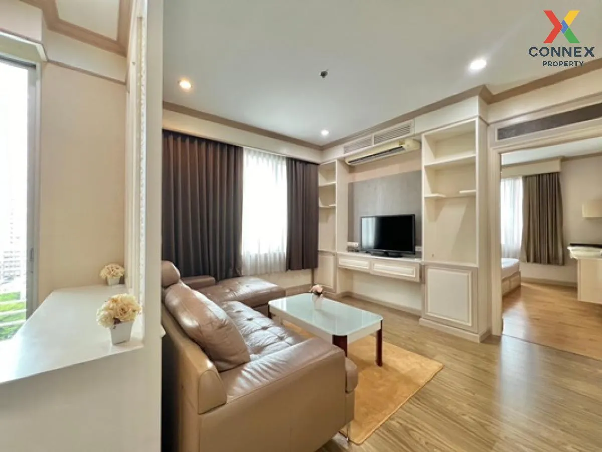 For Sale Condo , Villa Sathorn , nice view , corner unit , BTS-Kr