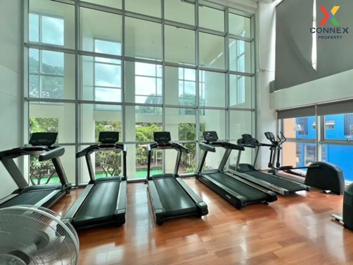 For Sale Condo , Villa Sathorn , nice view , corner unit , BTS-Kr