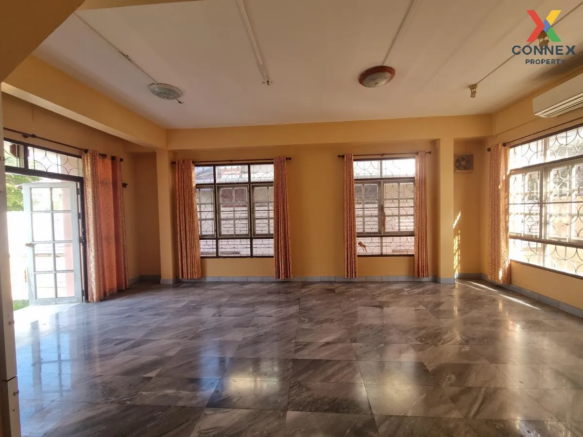 For Sale House , Lake Garden Home , Khlong Luang Phaeng , Mueang 