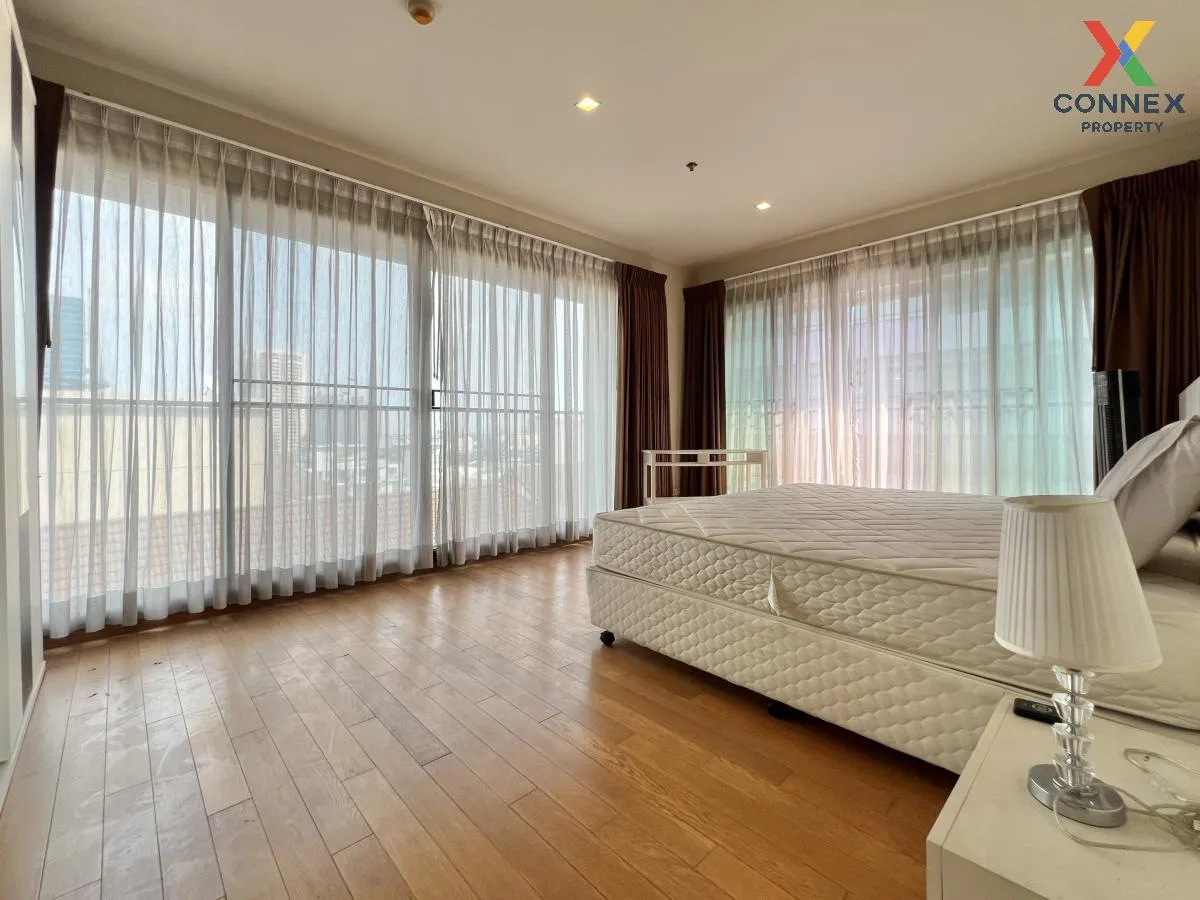 For Sale Condo , Noble Solo , corner unit , BTS-Thong Lo , Khlong