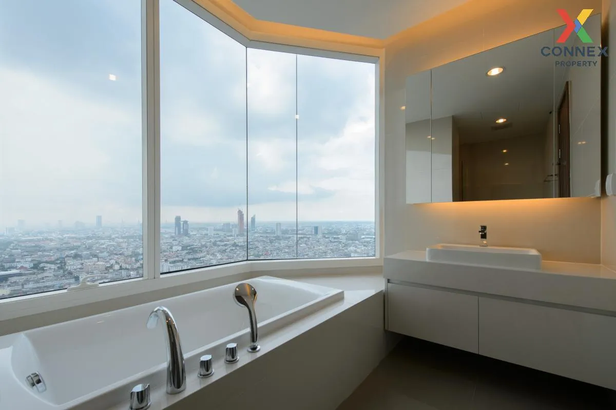 For Sale Condo , Menam Residences , high floor , river view , BTS