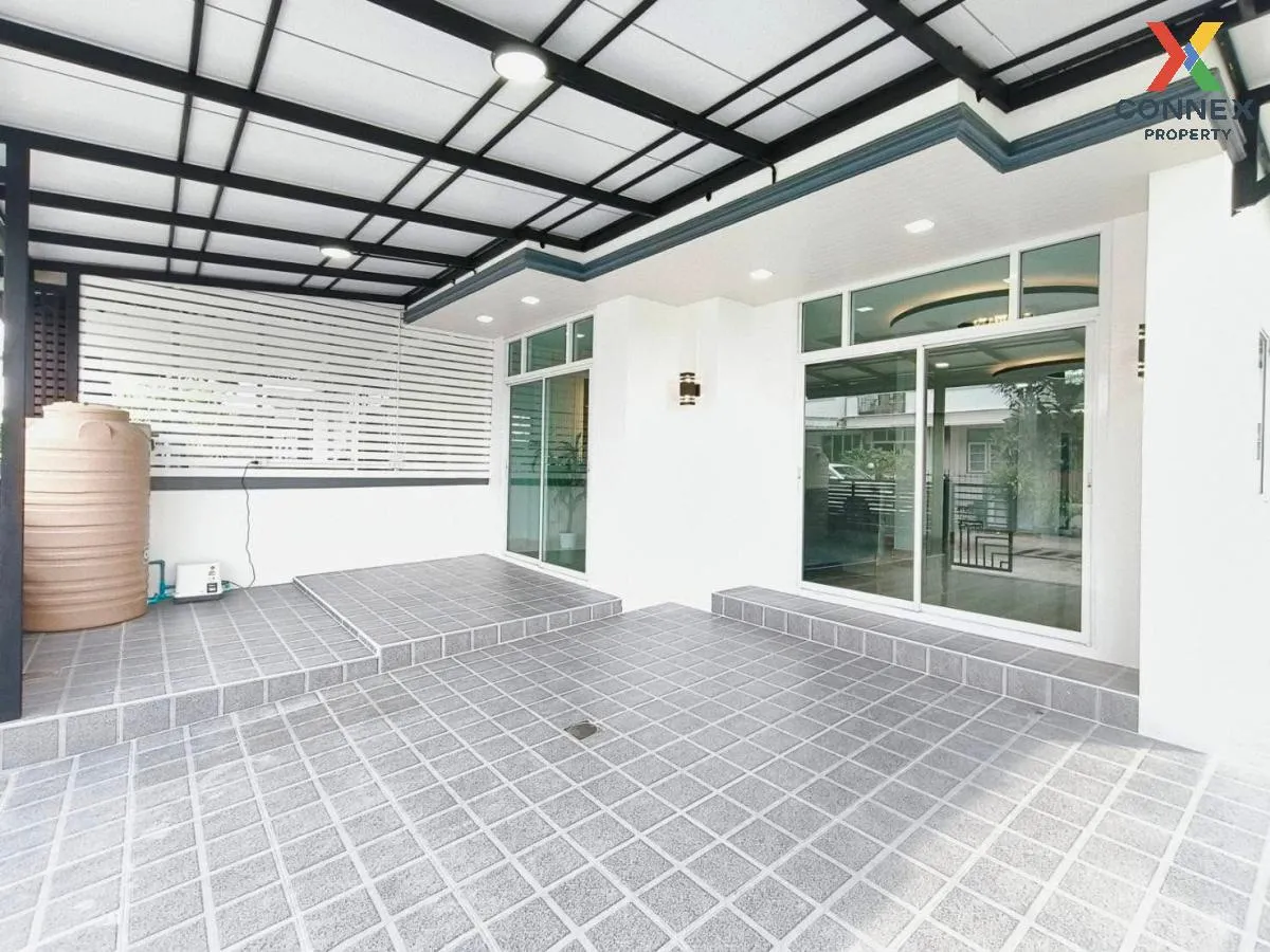 ขายทาวน์เฮ้าส์/ทาวน์โฮม  เมธา 2 สยามธรณี รีโนเวทใหม่ ท่าแร้ง เขต  2