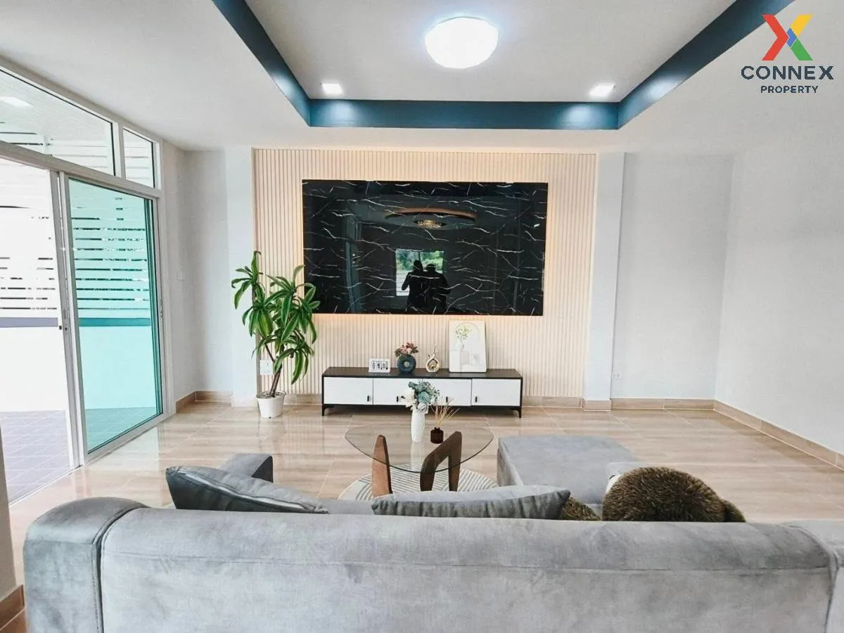 ขายทาวน์เฮ้าส์/ทาวน์โฮม  เมธา 2 สยามธรณี รีโนเวทใหม่ ท่าแร้ง เขต 