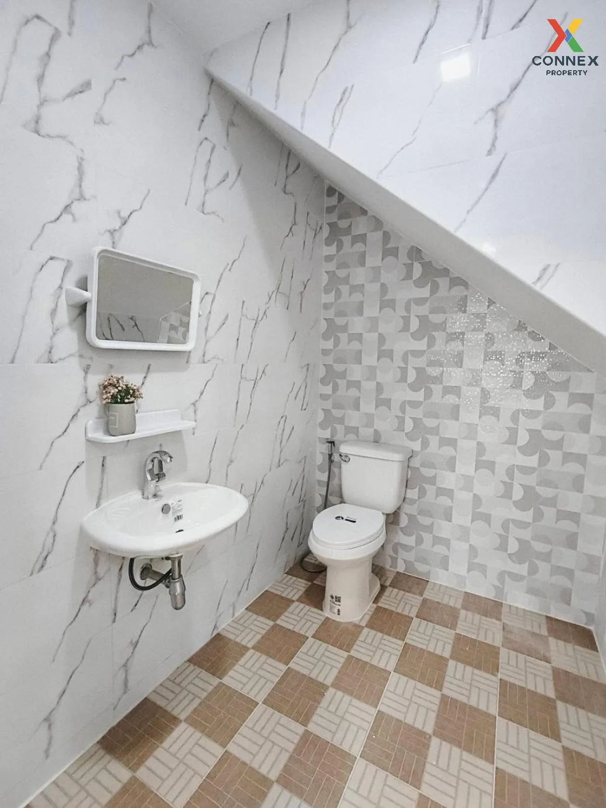 ขายทาวน์เฮ้าส์/ทาวน์โฮม  เมธา 2 สยามธรณี รีโนเวทใหม่ ท่าแร้ง เขต 