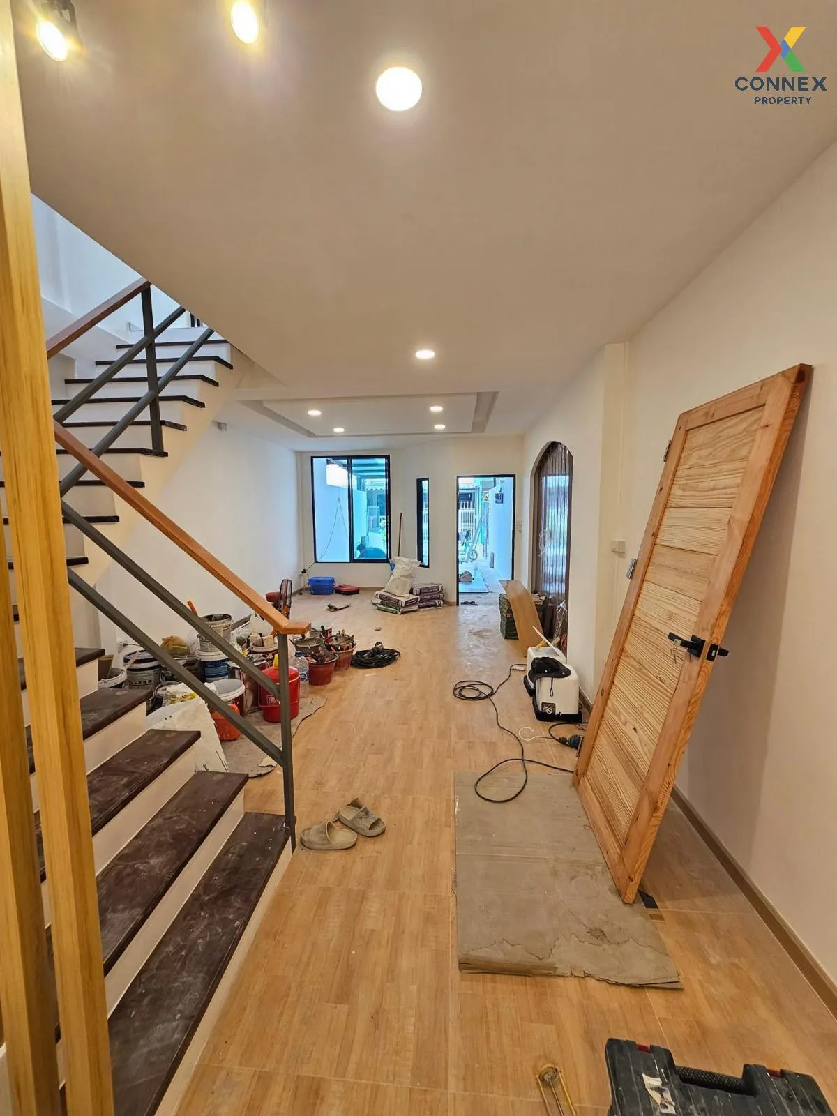 ขายทาวน์เฮ้าส์/ทาวน์โฮม  อยู่เจริญ วิภาวดี รีโนเวทใหม่ สนามบิน เข 2