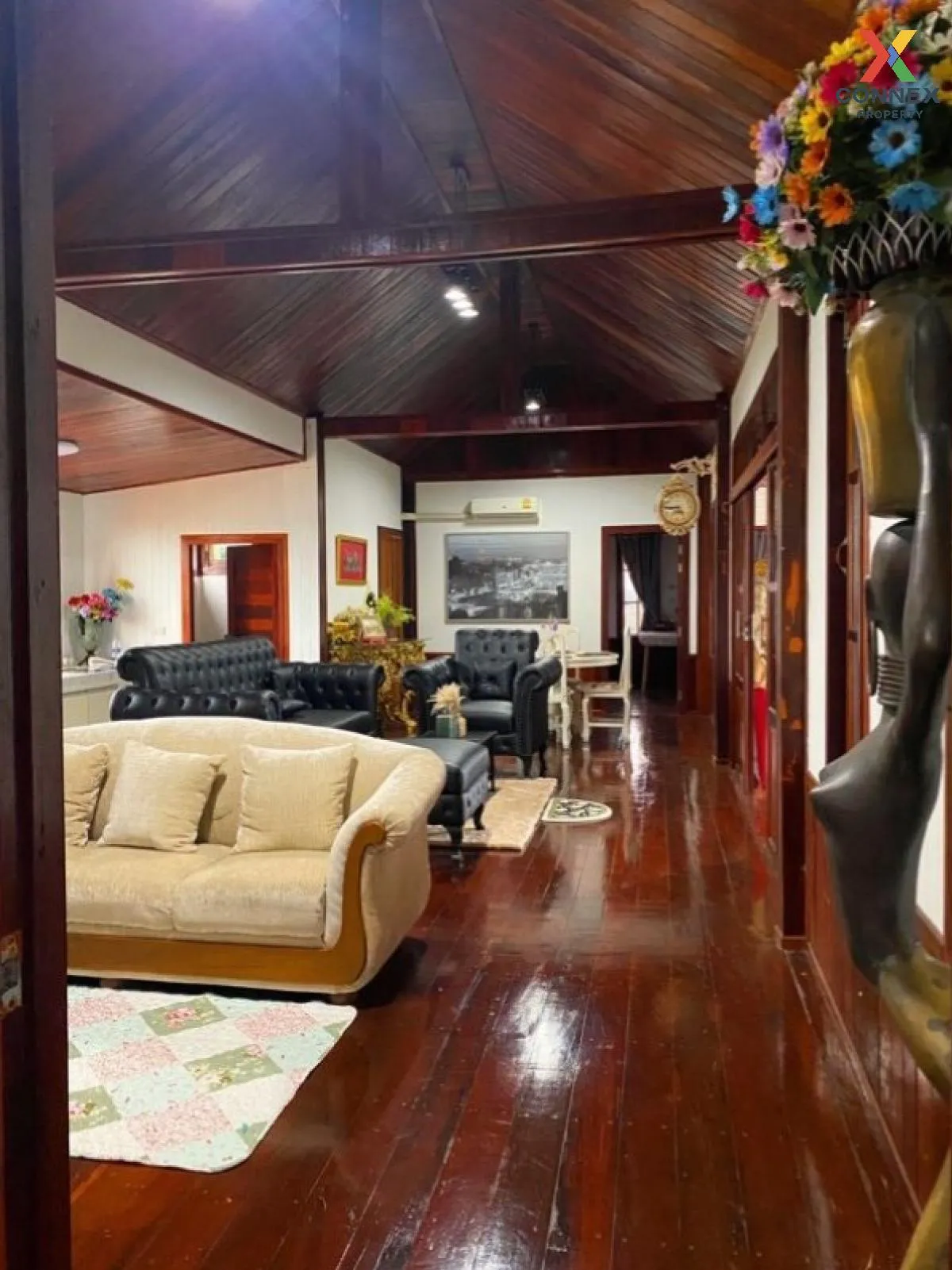 ขายบ้านสไตล์ยุโรป วิวธรรมชาติ พื้นที่กว้าง 4 ไร่  อ.บางเลน  นครปฐ