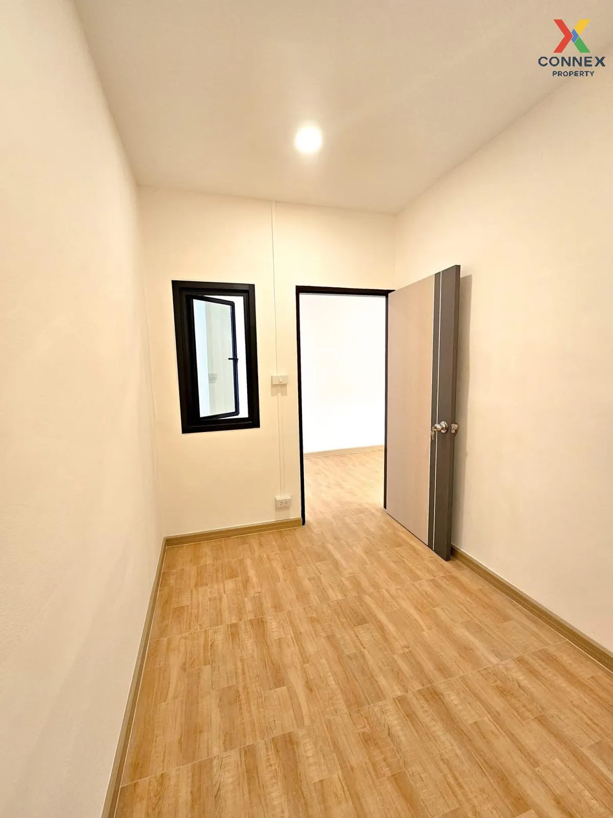 For Sale Townhouse/Townhome  , Yoocharoen Vibhavadi , newly renov