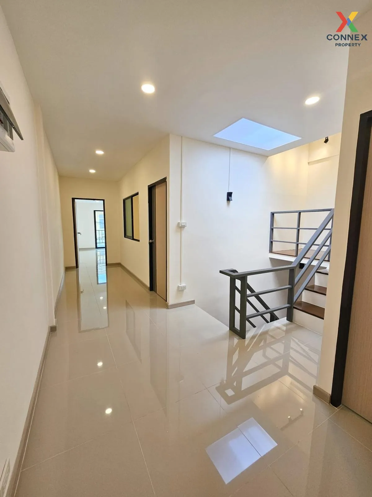 For Sale Townhouse/Townhome  , Yoocharoen Vibhavadi , newly renov